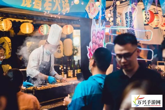 身处繁华夜市的我，忙里偷闲探秘传统美食，吃瓜黑料不打烊，感受这个城市的活力与热情